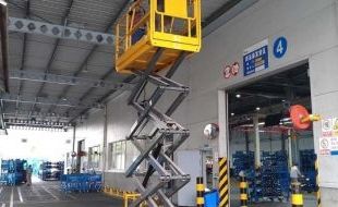 提升高空作業(yè)安全性，剪叉式平臺的優(yōu)勢